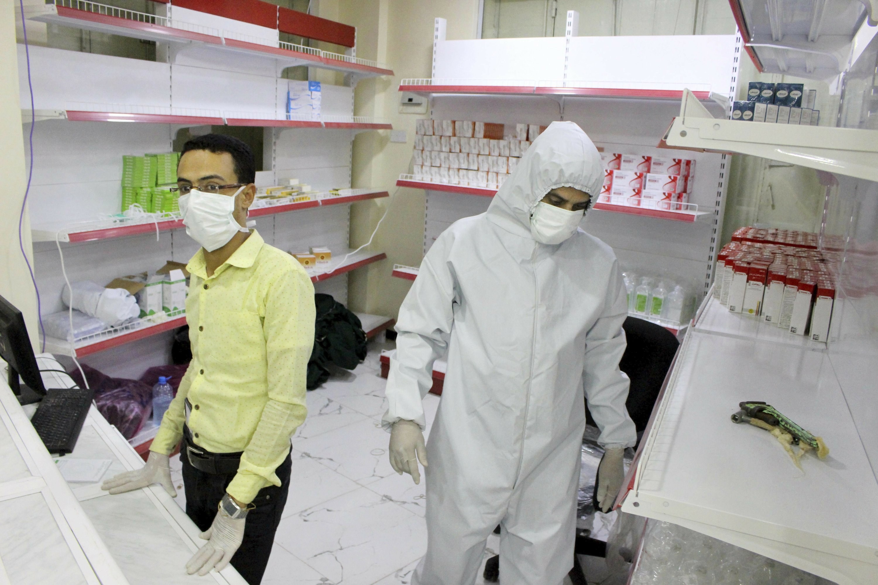 إحصائية لأطباء توفوا نتيجة إصابتهم بفيروس كورونا في صنعاء وعدن ومحافظات أخرى