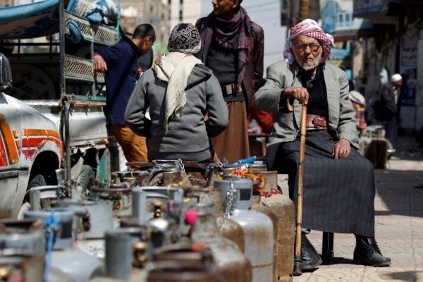 جيوب فارغة.. كيف يستقبل اليمنيون في صنعاء شهر رمضان؟ (تقرير)