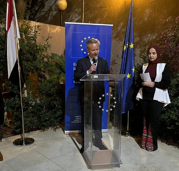 "لايزال الطريق طويلاً".. الاتحاد الأوروبي: هناك إرادة سياسية لوقف الحرب في اليمن