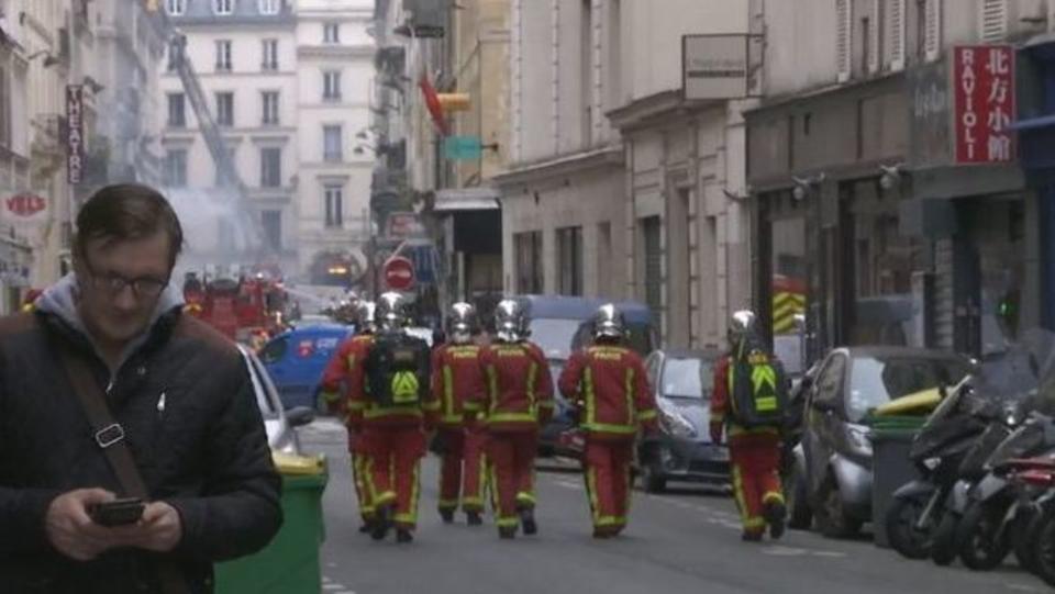 باريس.. مقتل 4 بينهم رجلا إطفاء في انفجار مخبز