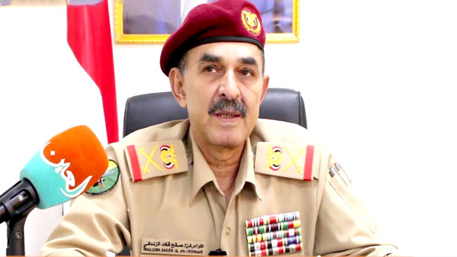 الانتقالي يقتحم منزل الشهيد الزنداني وزوجته تناشد رئيس الجمهورية (فيديو)