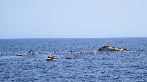 ارتفاع قتلى غرق قارب مهاجرين إلى 42 شخصاً قبالة سواحل جيبوتي