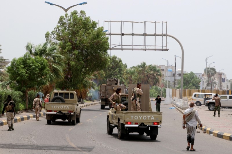 "المركزي اليمني" يعاود نشاطه من عدن الأحد المقبل