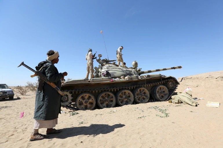 هل يسيطر الحوثيون على مأرب؟.. 6 أسئلة بشأن القتال المحتدم بالمحافظة اليمنية النفطية