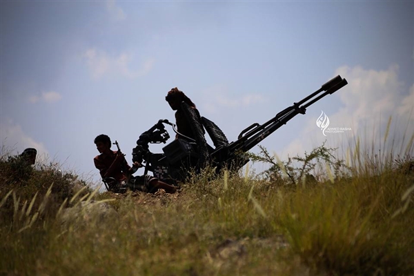 الضالع :الجيش والمقاومة يصدون أعنف هجوم حوثي غرب الطاحون 