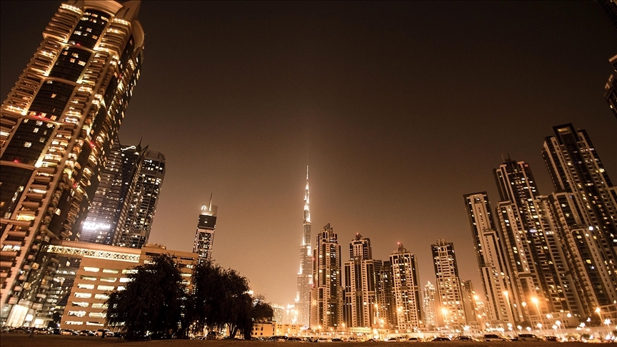 الإمارات تعلن اعتراض وتدمير صاروخين باليستيين أطلقتهما مليشيا الحوثي باتجاه أبو ظبي