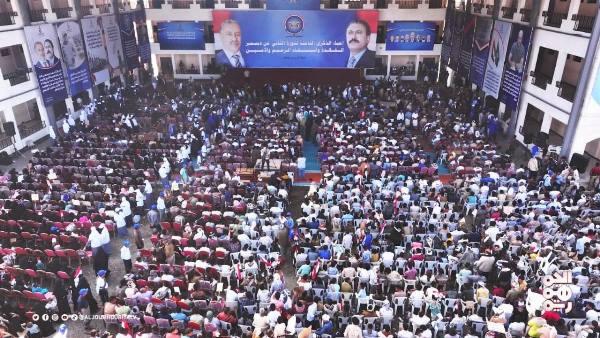 في فعالية ذكرى 2 ديسبمبر .. طارق صالح: الدماء التي سالت ، تظل عهداً لا يمكن التراجع عنه حتى تتحرر صنعاء من 